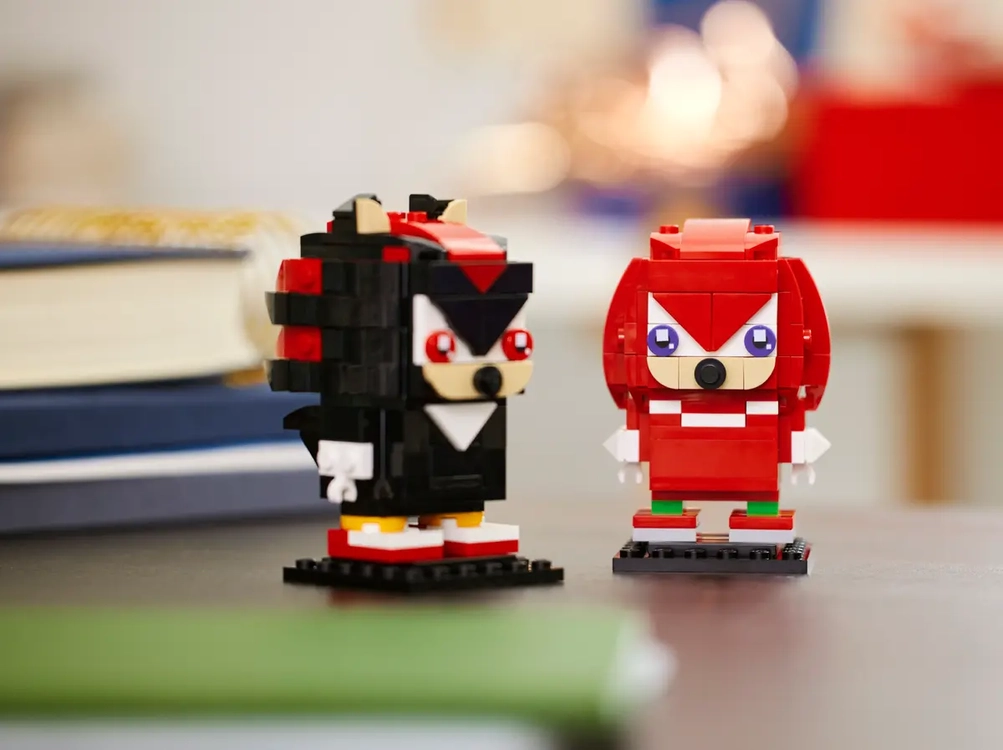 More information about "New Knuckles and Shadow LEGO BrickHeadz Figures Will Hit Next Month"