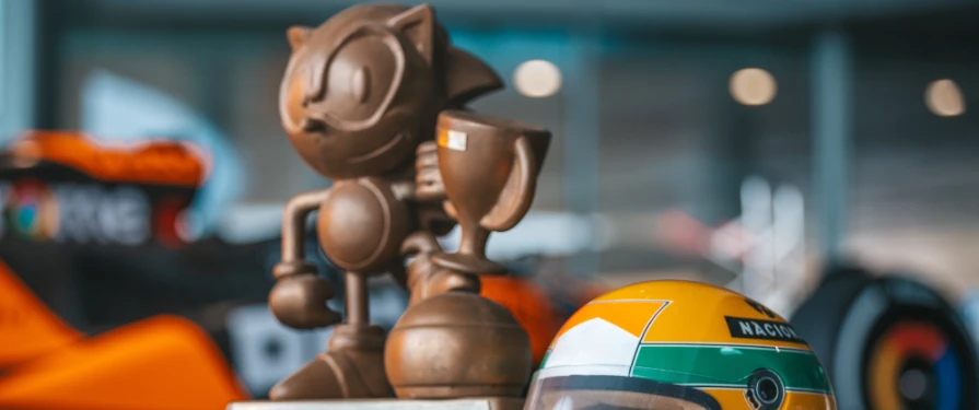 More information about "McLaren Shares New Photos of the Iconic F1 1993 Sonic the Hedgehog Trophy"